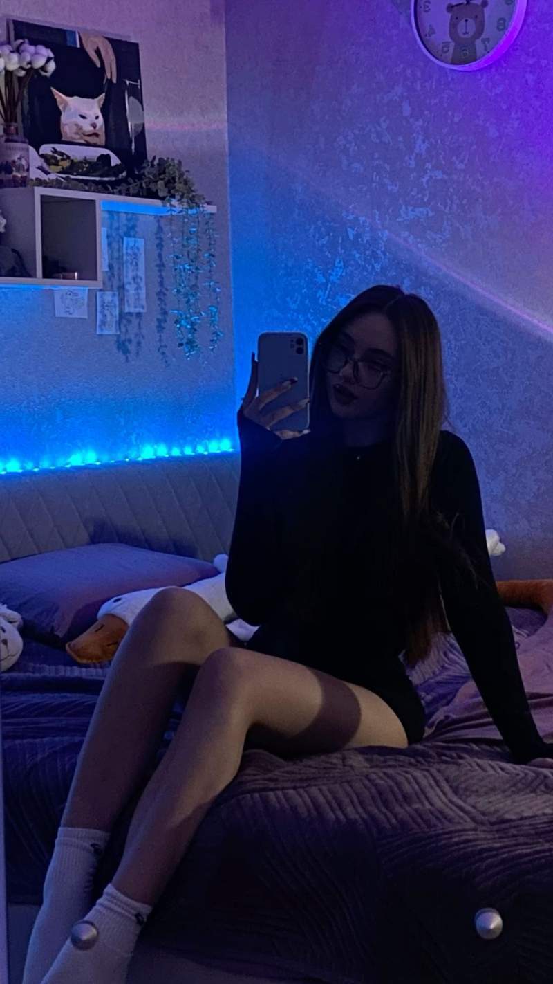 Buse İstanbul Escort