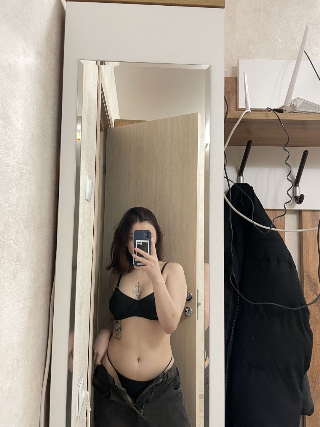 Mina - Kadıköy Escort